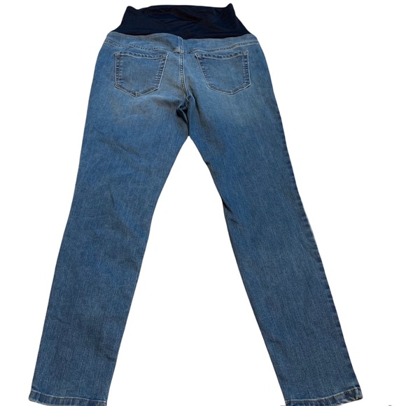 Isabel Maternity by Ingrid & Isabel Maternity Jeggings - Picture 7 of 7